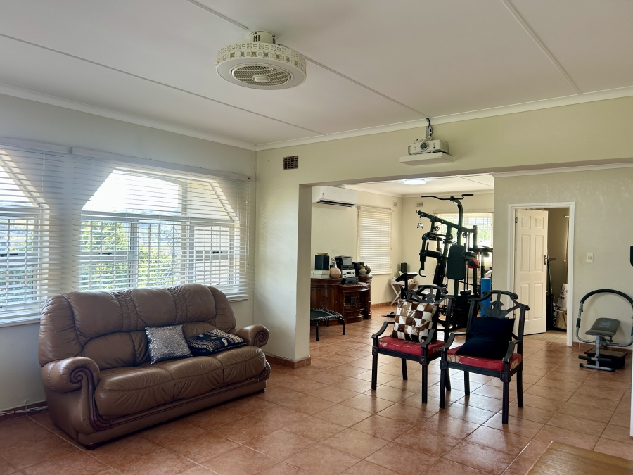 4 Bedroom Property for Sale in Sheffield Beach KwaZulu-Natal