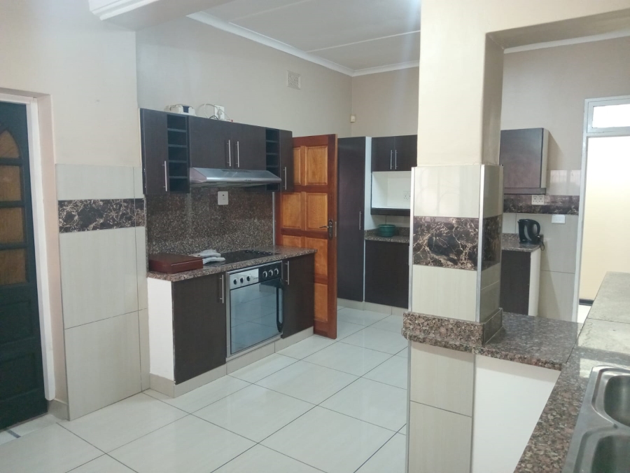 To Let 3 Bedroom Property for Rent in Umhlanga KwaZulu-Natal