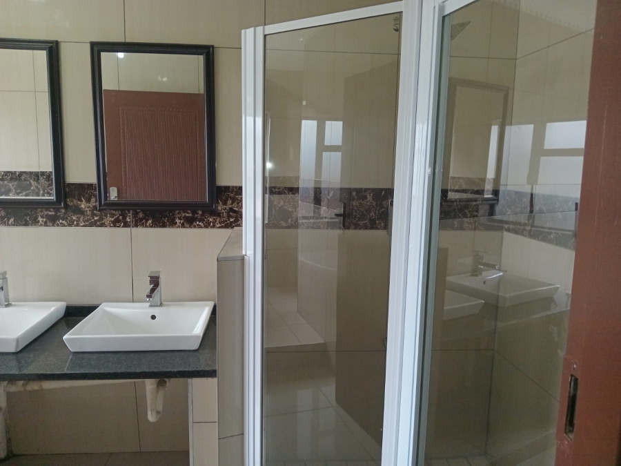 To Let 3 Bedroom Property for Rent in Umhlanga KwaZulu-Natal