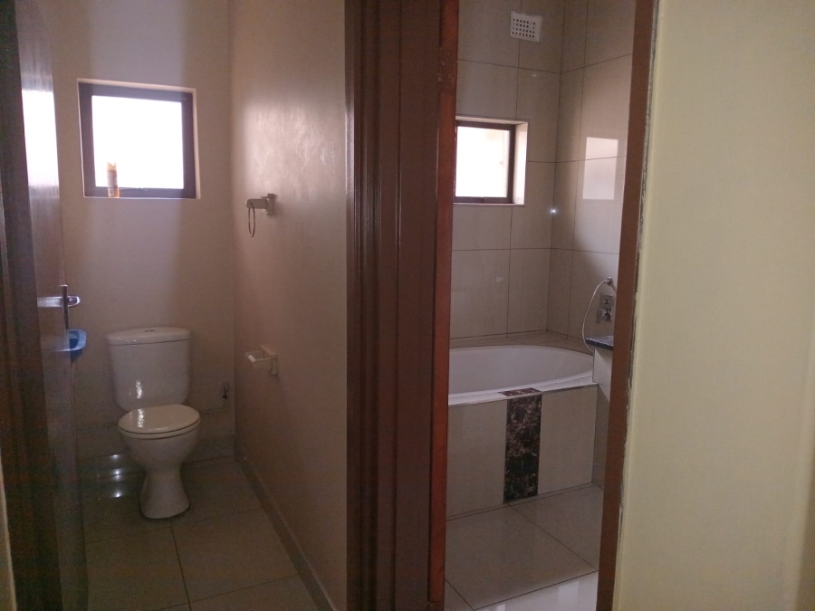 To Let 3 Bedroom Property for Rent in Umhlanga KwaZulu-Natal
