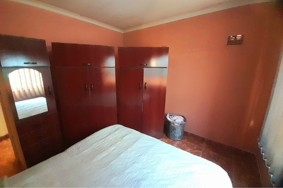 4 Bedroom Property for Sale in Woodview KwaZulu-Natal