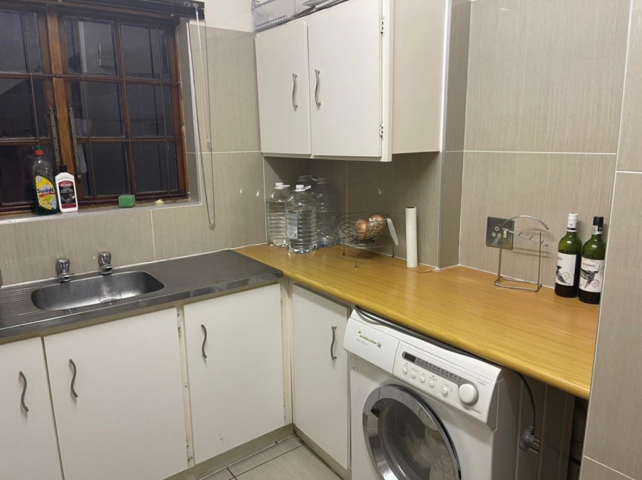 To Let 2 Bedroom Property for Rent in Umhlanga KwaZulu-Natal