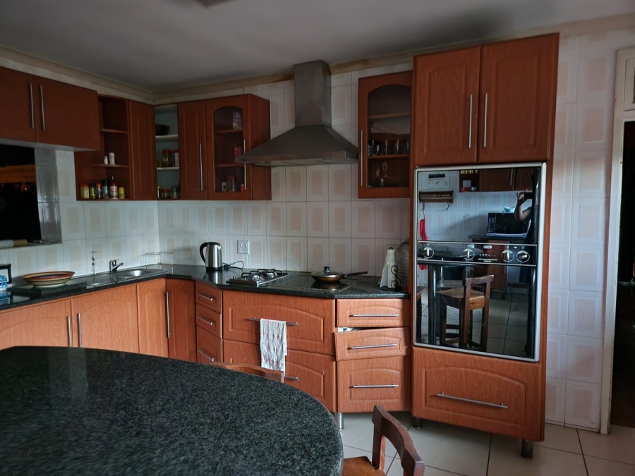 5 Bedroom Property for Sale in Kwambonambi KwaZulu-Natal
