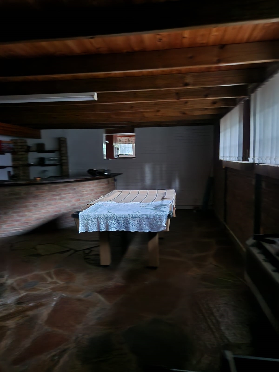 5 Bedroom Property for Sale in Kwambonambi KwaZulu-Natal