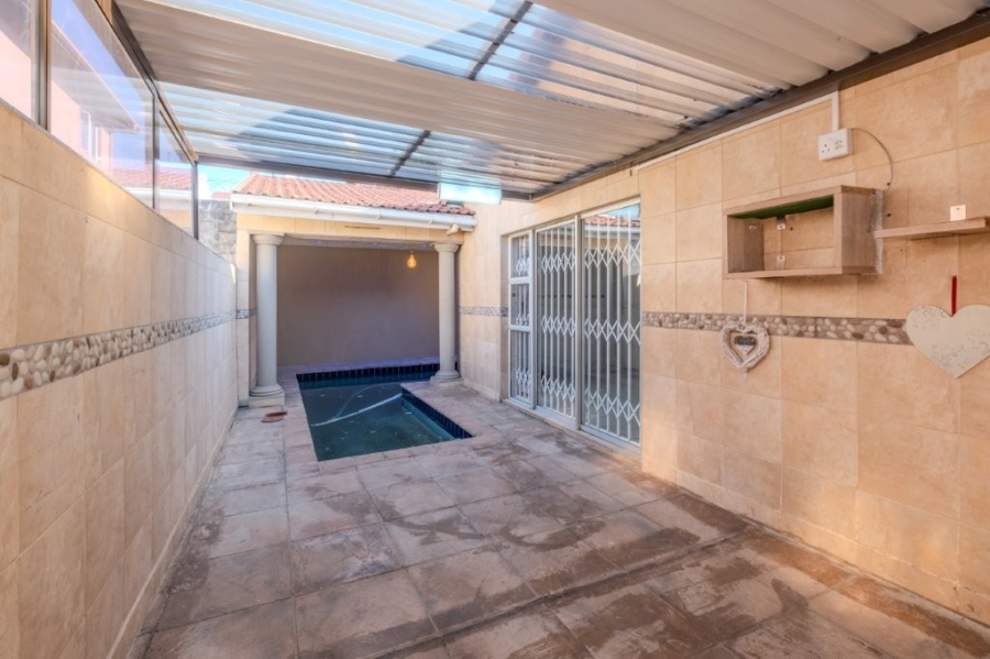 3 Bedroom Property for Sale in Woodview KwaZulu-Natal