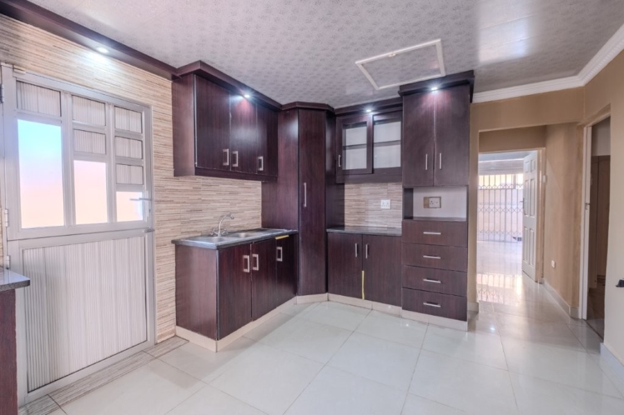 3 Bedroom Property for Sale in Woodview KwaZulu-Natal
