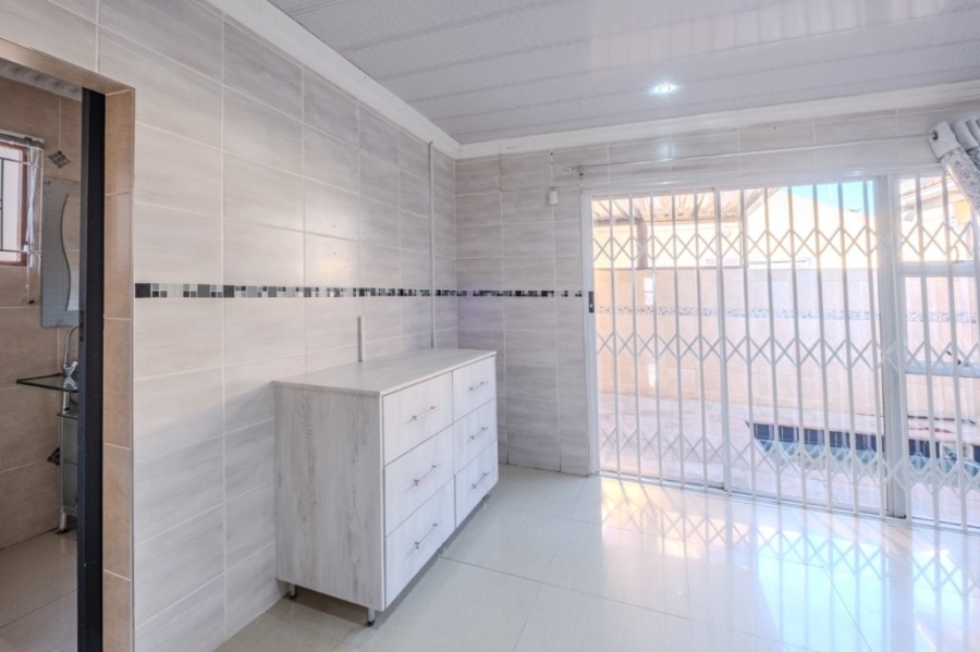 3 Bedroom Property for Sale in Woodview KwaZulu-Natal