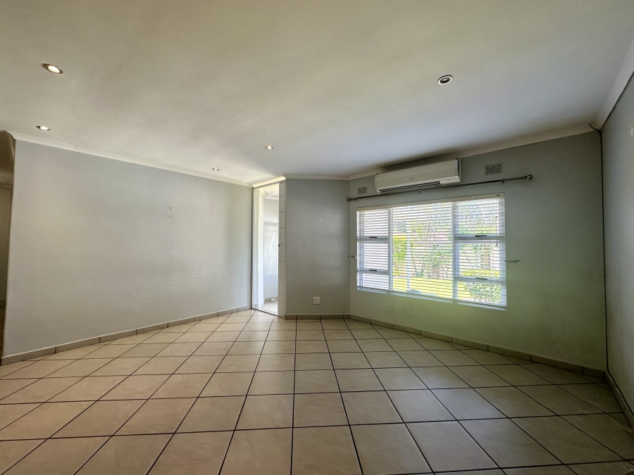 To Let 4 Bedroom Property for Rent in Meer En See KwaZulu-Natal