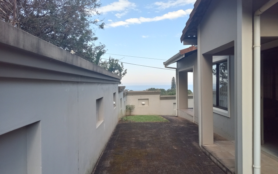 3 Bedroom Property for Sale in Leisure Bay KwaZulu-Natal