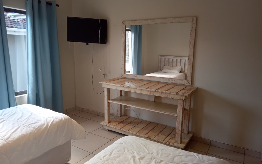 3 Bedroom Property for Sale in Leisure Bay KwaZulu-Natal