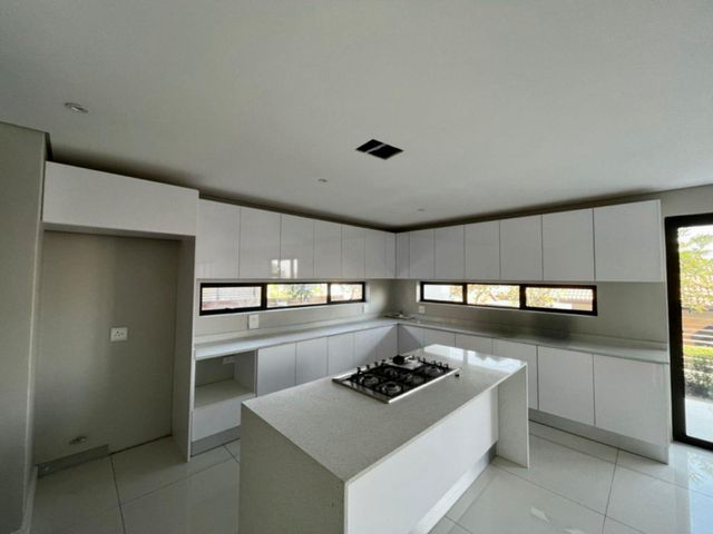 To Let 5 Bedroom Property for Rent in Izinga Estate KwaZulu-Natal