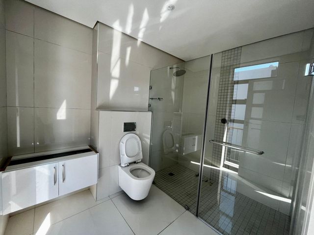 To Let 5 Bedroom Property for Rent in Izinga Estate KwaZulu-Natal