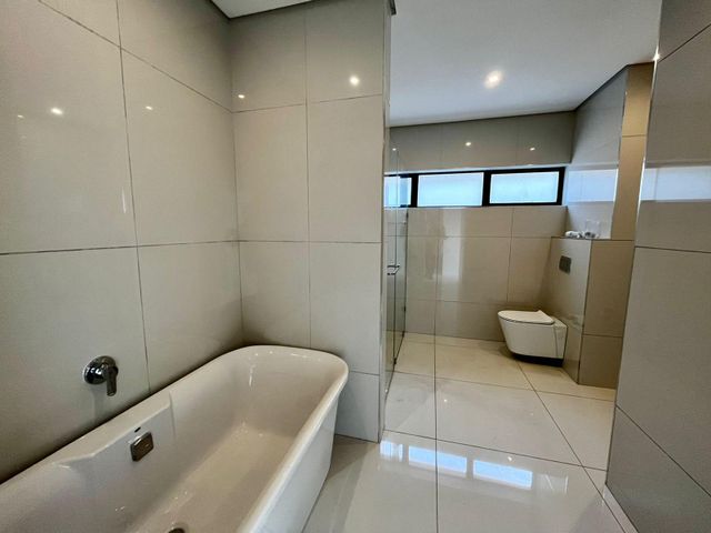 To Let 5 Bedroom Property for Rent in Izinga Estate KwaZulu-Natal