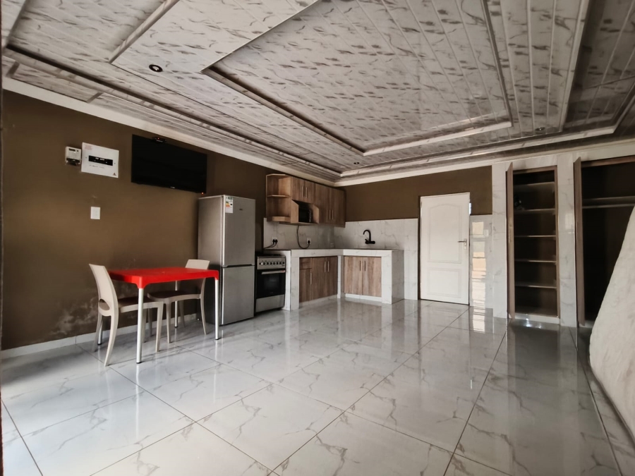 To Let 1 Bedroom Property for Rent in Umtentweni KwaZulu-Natal
