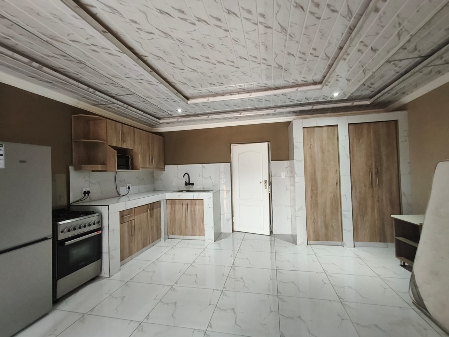 To Let 1 Bedroom Property for Rent in Umtentweni KwaZulu-Natal