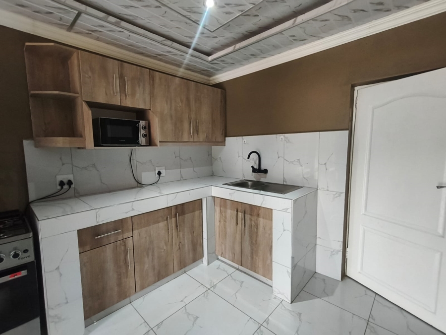 To Let 1 Bedroom Property for Rent in Umtentweni KwaZulu-Natal