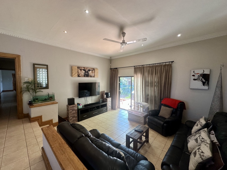 4 Bedroom Property for Sale in Meer En See KwaZulu-Natal