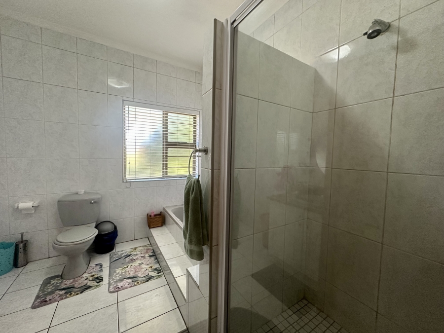 4 Bedroom Property for Sale in Meer En See KwaZulu-Natal