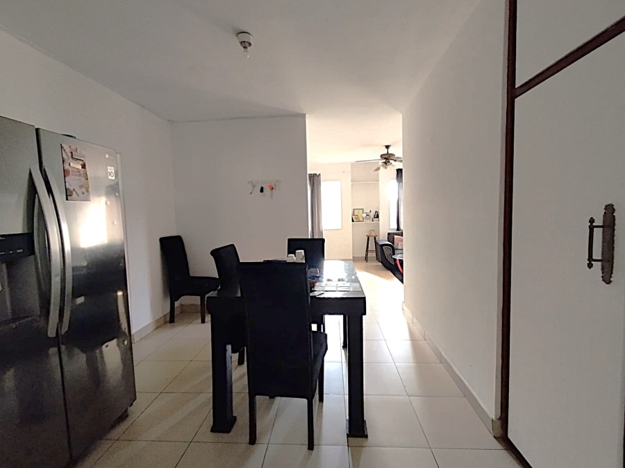 2 Bedroom Property for Sale in Bluff KwaZulu-Natal