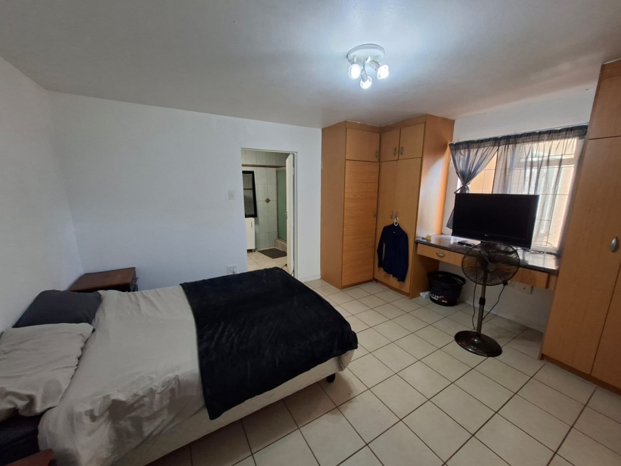 To Let 2 Bedroom Property for Rent in Ocean View KwaZulu-Natal