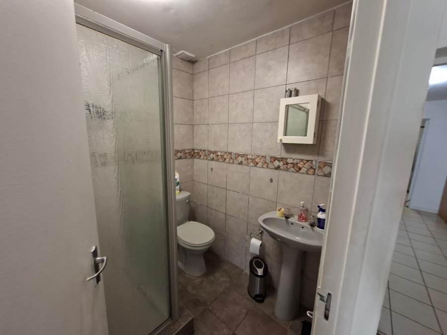 To Let 2 Bedroom Property for Rent in Ocean View KwaZulu-Natal