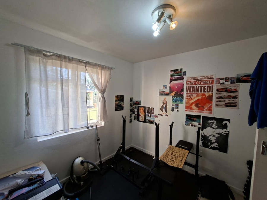 To Let 2 Bedroom Property for Rent in Ocean View KwaZulu-Natal
