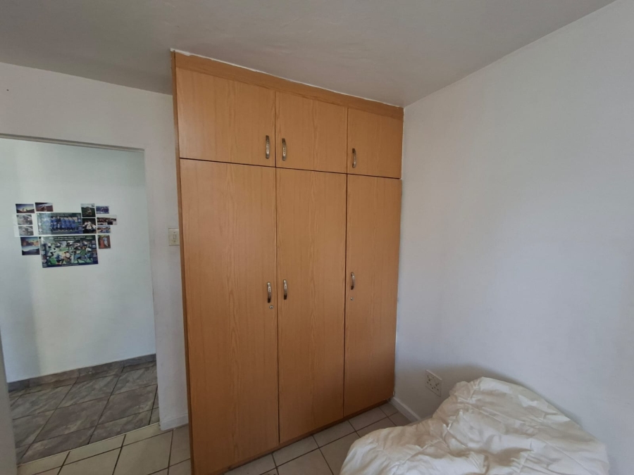 To Let 2 Bedroom Property for Rent in Ocean View KwaZulu-Natal