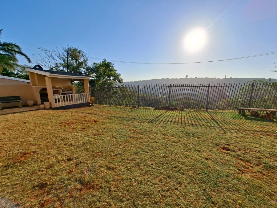 To Let 2 Bedroom Property for Rent in Ocean View KwaZulu-Natal