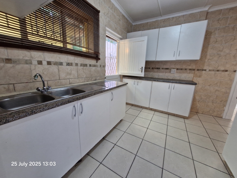 To Let 3 Bedroom Property for Rent in Pinelands KwaZulu-Natal