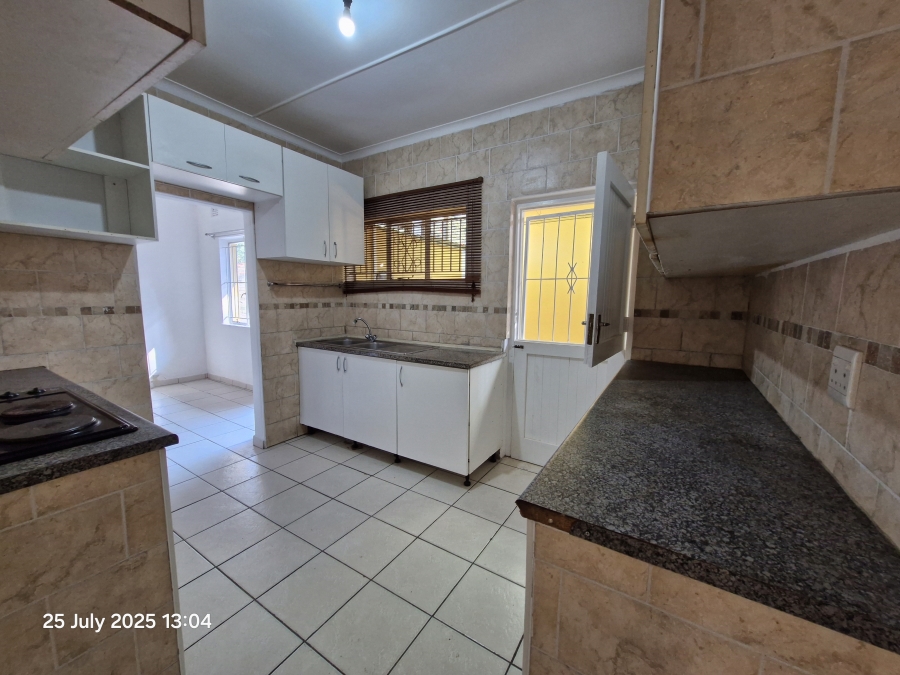 To Let 3 Bedroom Property for Rent in Pinelands KwaZulu-Natal