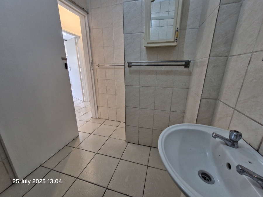 To Let 3 Bedroom Property for Rent in Pinelands KwaZulu-Natal