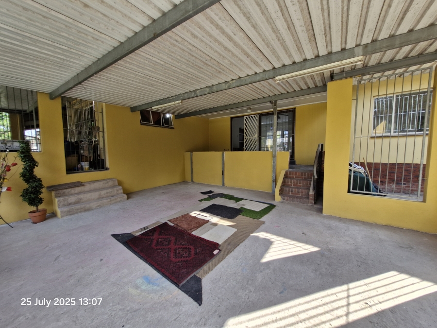 To Let 3 Bedroom Property for Rent in Pinelands KwaZulu-Natal