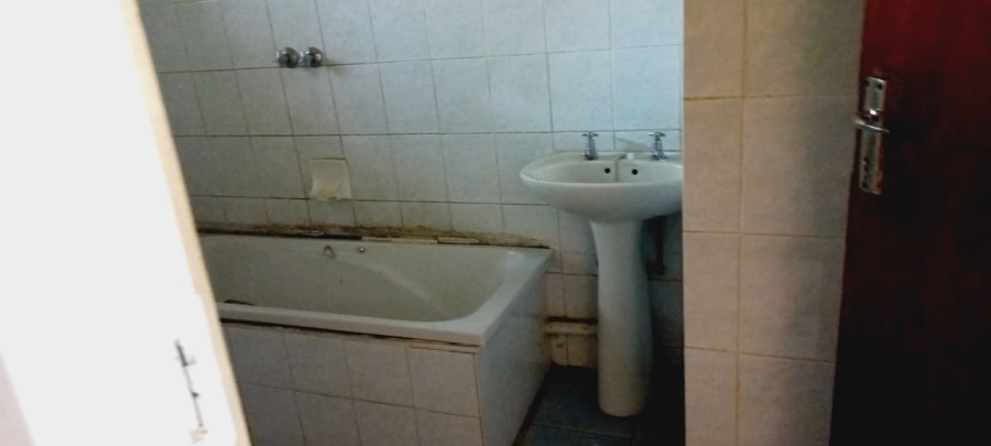 3 Bedroom Property for Sale in Esikhawini KwaZulu-Natal