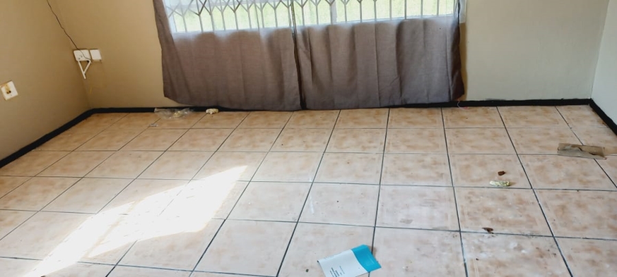 3 Bedroom Property for Sale in Esikhawini KwaZulu-Natal