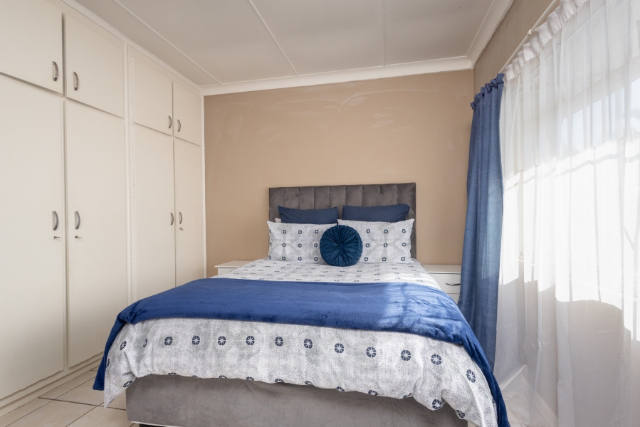 2 Bedroom Property for Sale in Glenwood KwaZulu-Natal