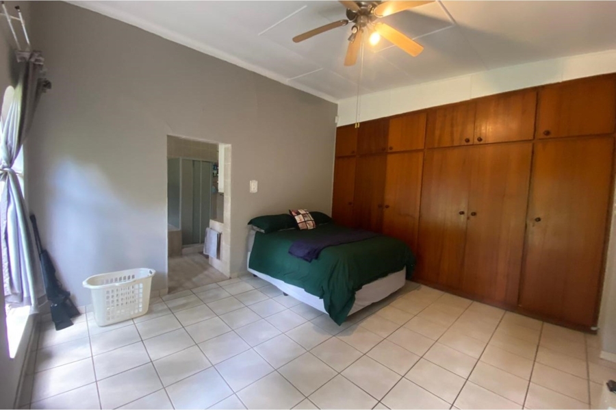4 Bedroom Property for Sale in Signal Hill KwaZulu-Natal