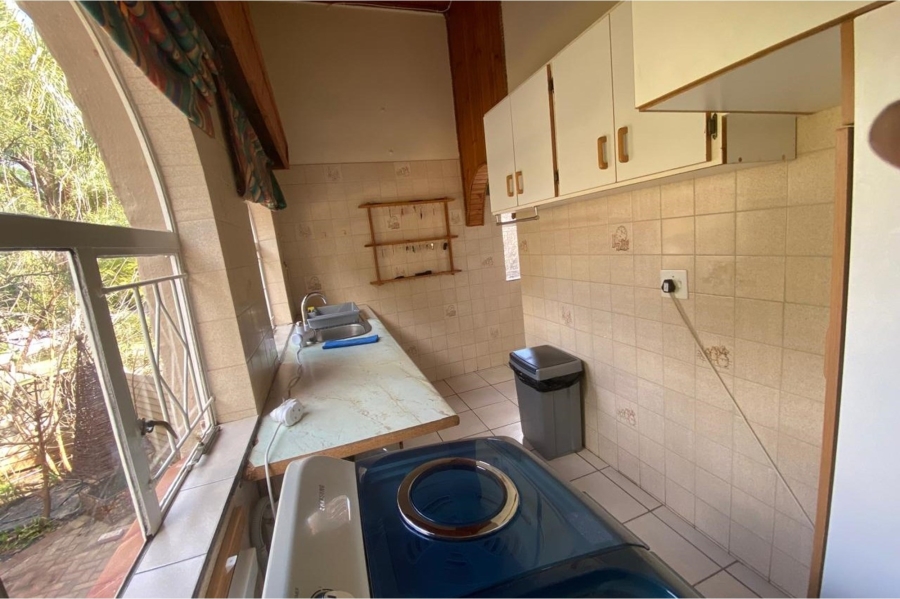 4 Bedroom Property for Sale in Signal Hill KwaZulu-Natal