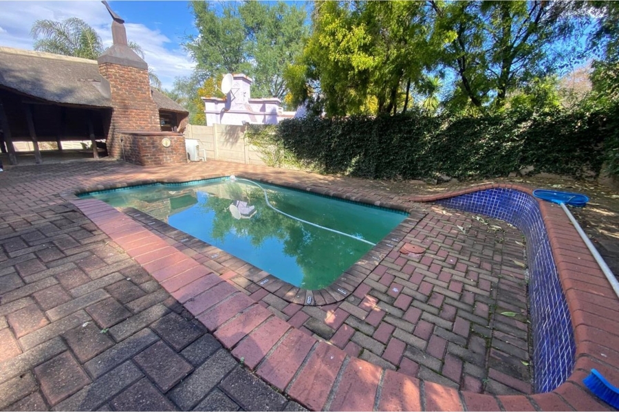 4 Bedroom Property for Sale in Signal Hill KwaZulu-Natal