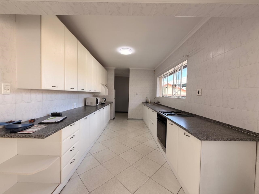 3 Bedroom Property for Sale in Huttenheights KwaZulu-Natal