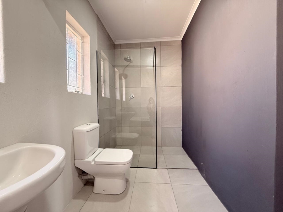 3 Bedroom Property for Sale in Huttenheights KwaZulu-Natal