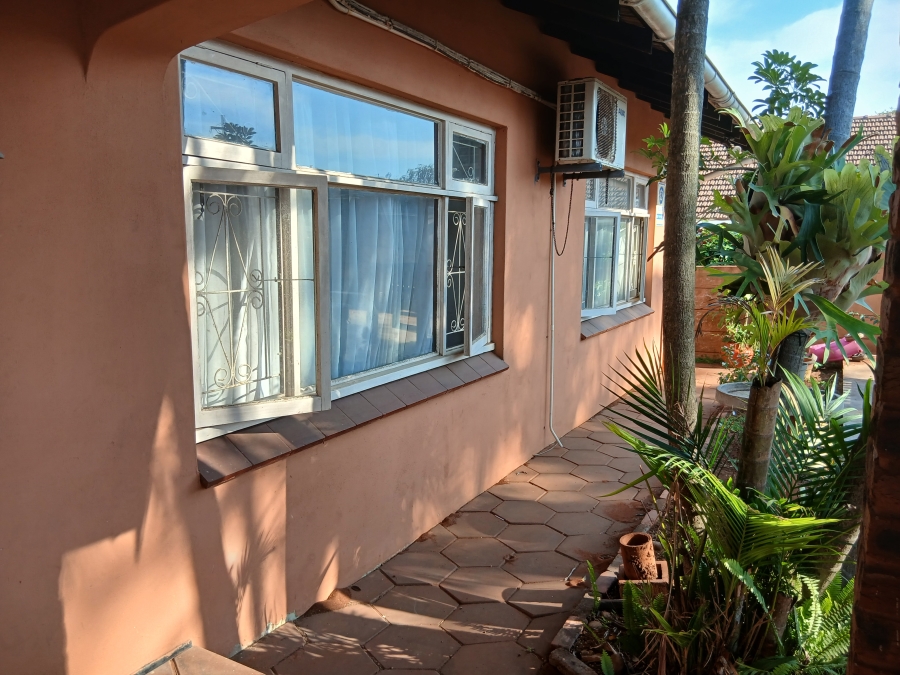 To Let 3 Bedroom Property for Rent in Bluff KwaZulu-Natal