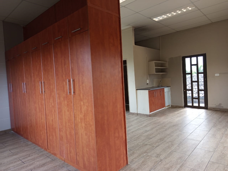 To Let 3 Bedroom Property for Rent in Palm Lakes Estate KwaZulu-Natal