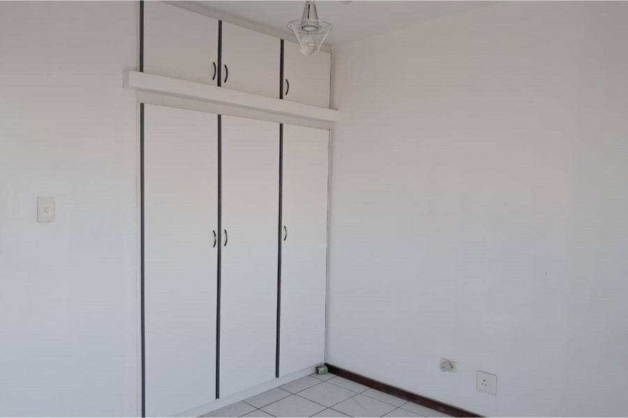 To Let 3 Bedroom Property for Rent in Essenwood KwaZulu-Natal