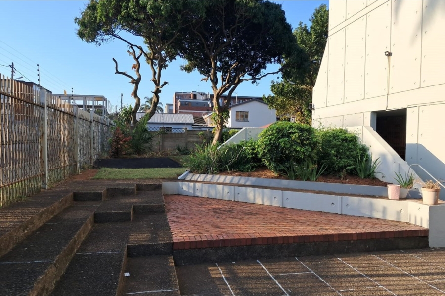 To Let 3 Bedroom Property for Rent in Essenwood KwaZulu-Natal