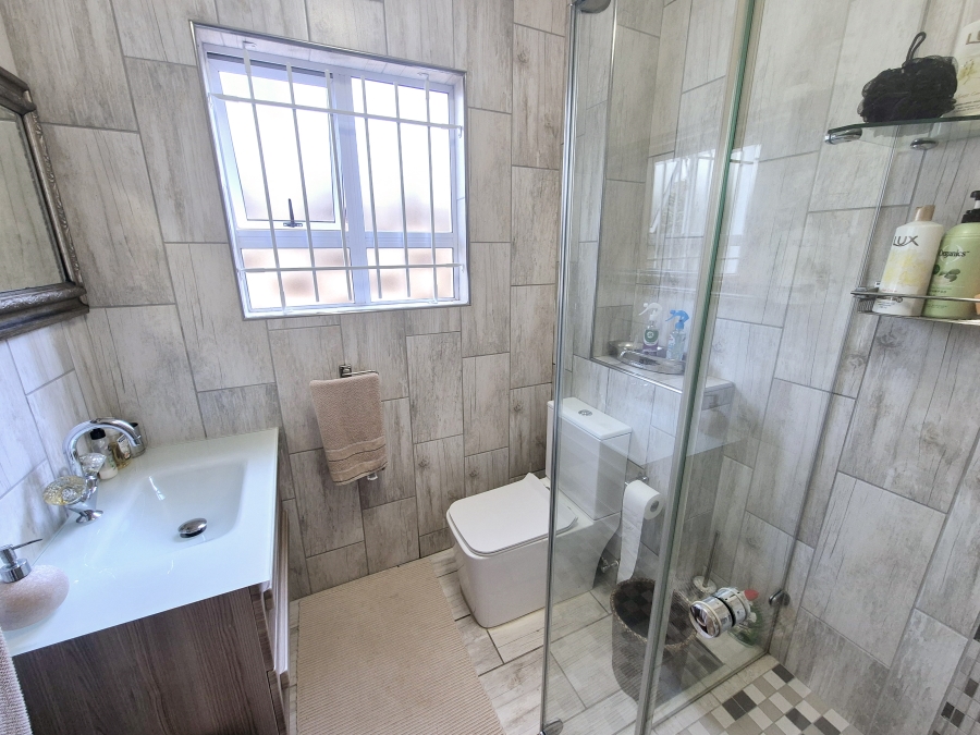 3 Bedroom Property for Sale in Shakas Rock KwaZulu-Natal