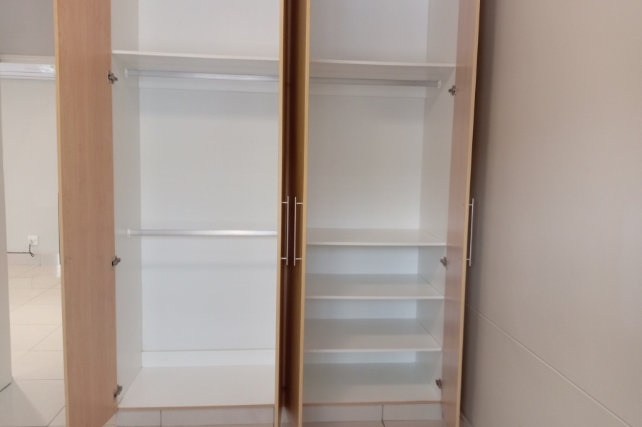 To Let 2 Bedroom Property for Rent in New Town Centre KwaZulu-Natal