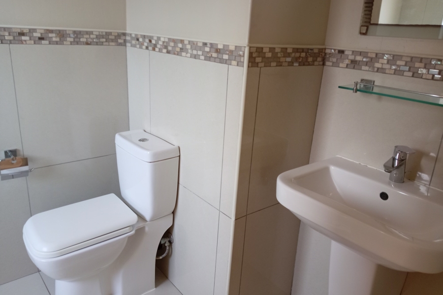 To Let 2 Bedroom Property for Rent in New Town Centre KwaZulu-Natal