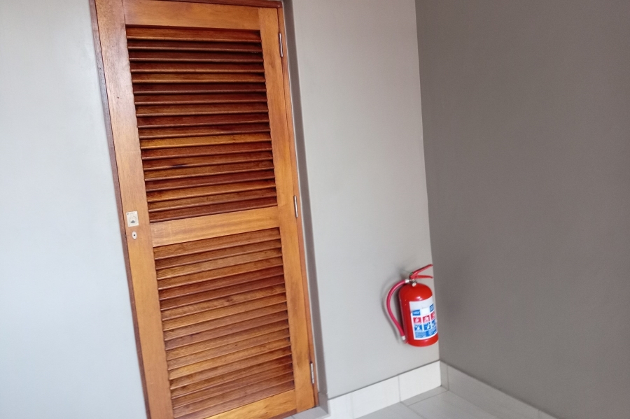 To Let 2 Bedroom Property for Rent in New Town Centre KwaZulu-Natal