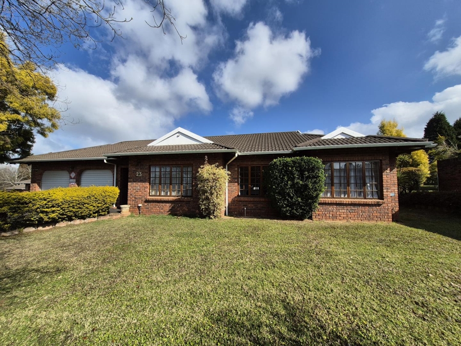 3 Bedroom Property for Sale in Hilton Gardens KwaZulu-Natal