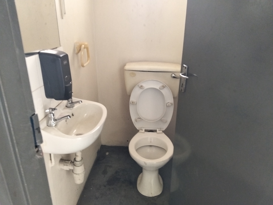 To Let commercial Property for Rent in Westmead KwaZulu-Natal